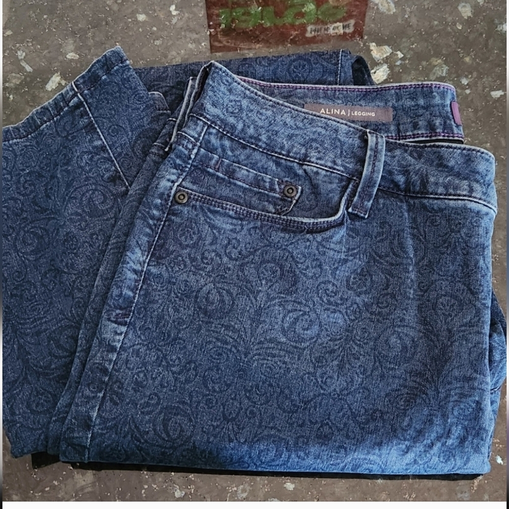 NYDJ Blue Straight Leg Jeans ALINA Leggings Sz 10 EUC